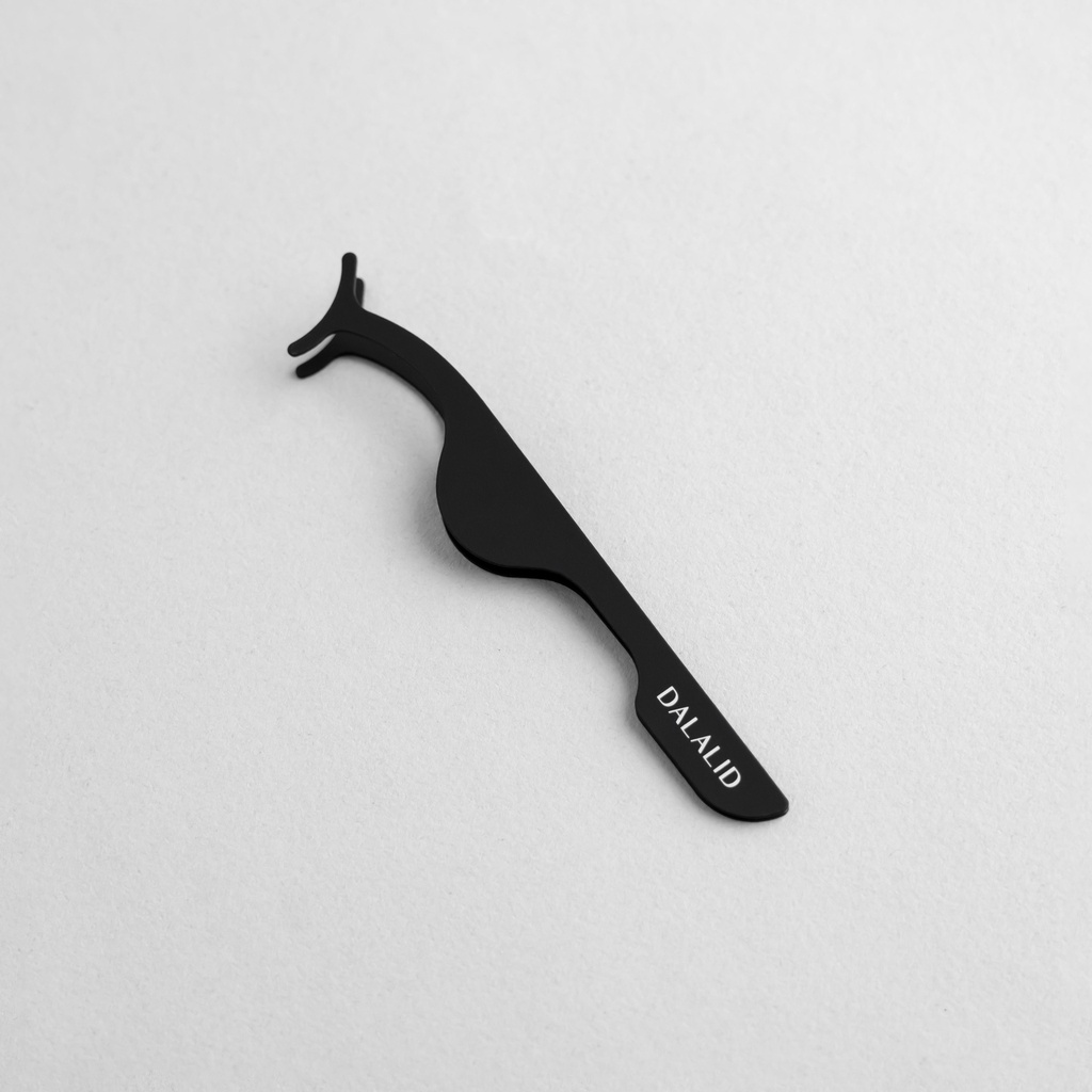 CURVED LASH TWEEZER